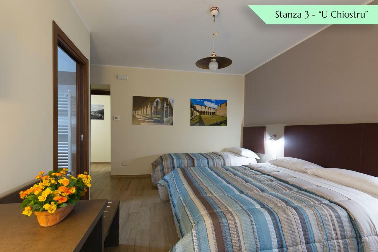 B&B Loreto Sant'Angelo di Brolo Kültér fotó